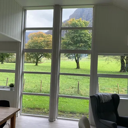 Motellet מוטל רוסנדאל